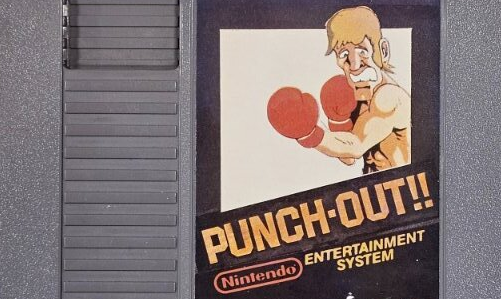 Un prototype NES de Punch-Out!! pré-Mike Tyson dumped en ligne, acheté 45 000$, offert à tous